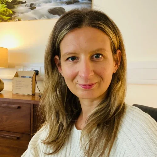 Claire Cross - psychotherapeutic counsellor and Hypnotherapist